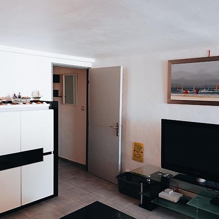 Grand Appartement Proche Port Et Plages, 6 A 8 Pers, 3 Chambres, Climatise Agde Kültér fotó