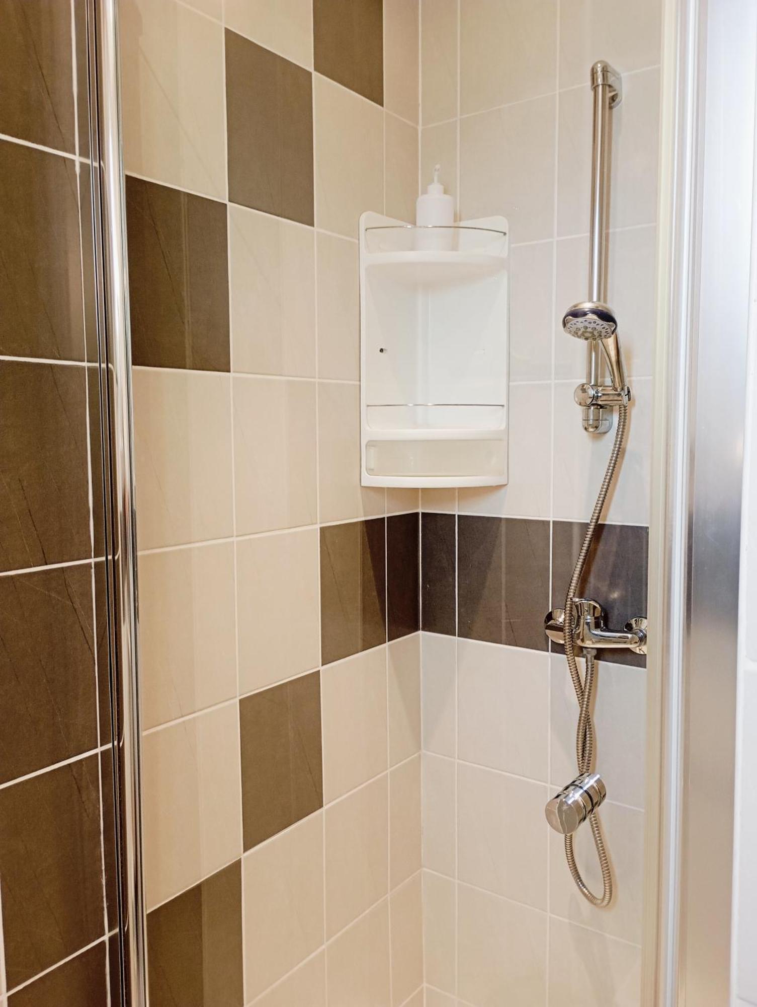Grand Appartement Proche Port Et Plages, 6 A 8 Pers, 3 Chambres, Climatise Agde Kültér fotó