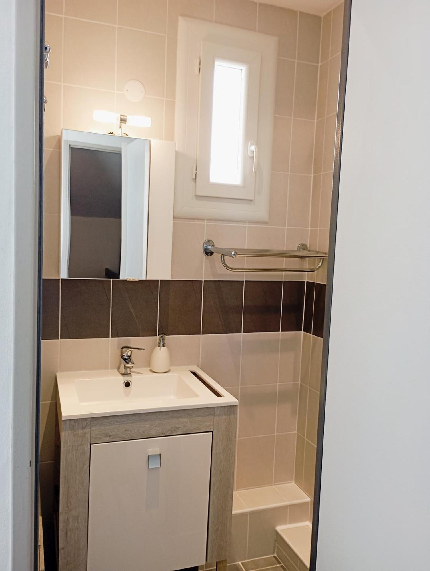 Grand Appartement Proche Port Et Plages, 6 A 8 Pers, 3 Chambres, Climatise Agde Kültér fotó